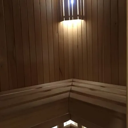 Familiya بيت ضيافة فيرخوفينا