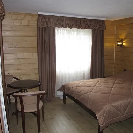 Familiya بيت ضيافة فيرخوفينا