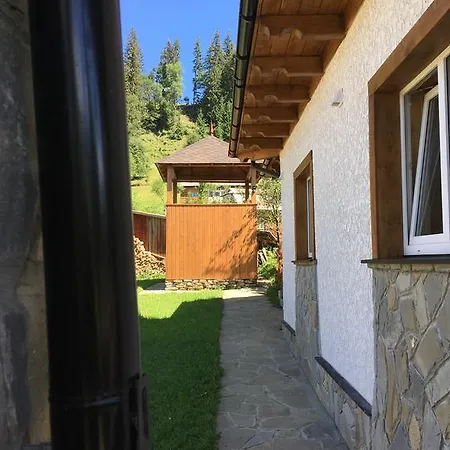 Guest house Familiya